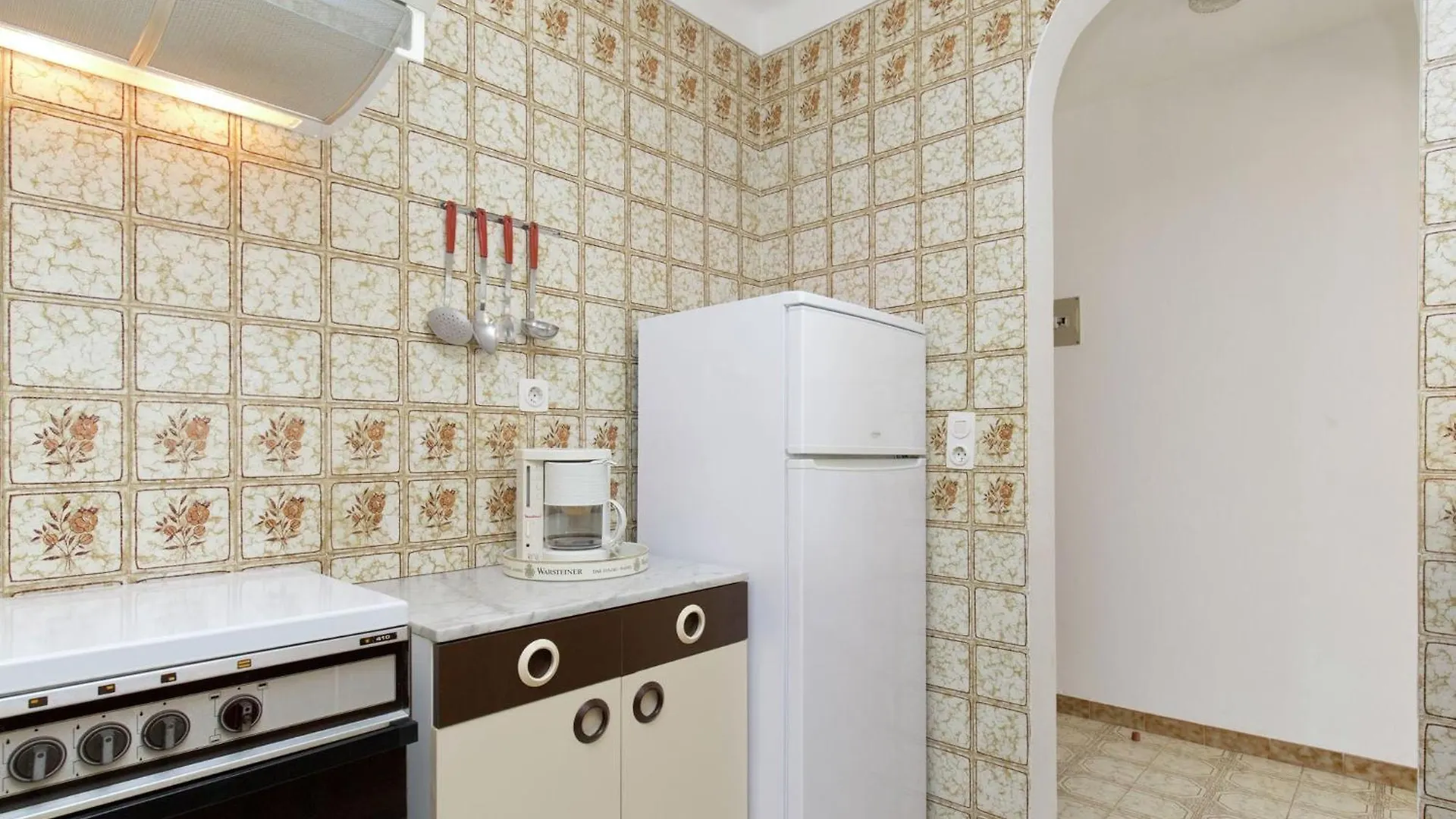Small Building With 4 Apartments Close To The Beach Mont-roig del Camp